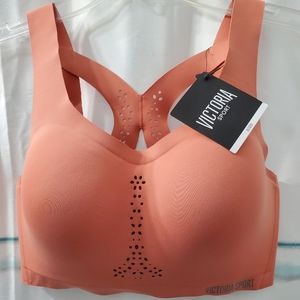 Victoria's Secrets Sports Bra Angel Max 32DDD